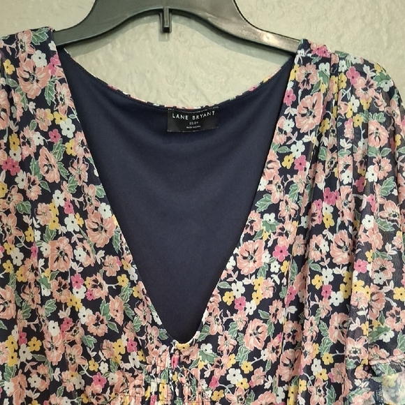 Lane Bryant  Women's Navy Dress with Floral Accents Size 22/24 - Picture 4 of 9